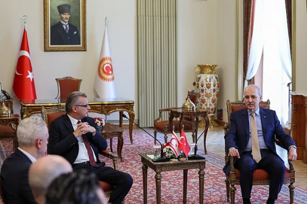 TBMM Başkanı Numan Kurtulmuş, KKTC Cumhurbaşkanı Erhürman ile bir araya geldi